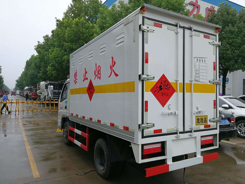 時風(fēng)3米3（藍牌）爆破車