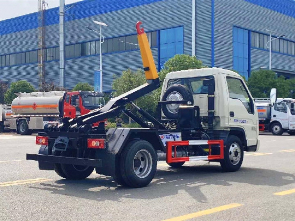國(guó)六福田小卡3方車廂可卸（鉤臂式垃圾車）