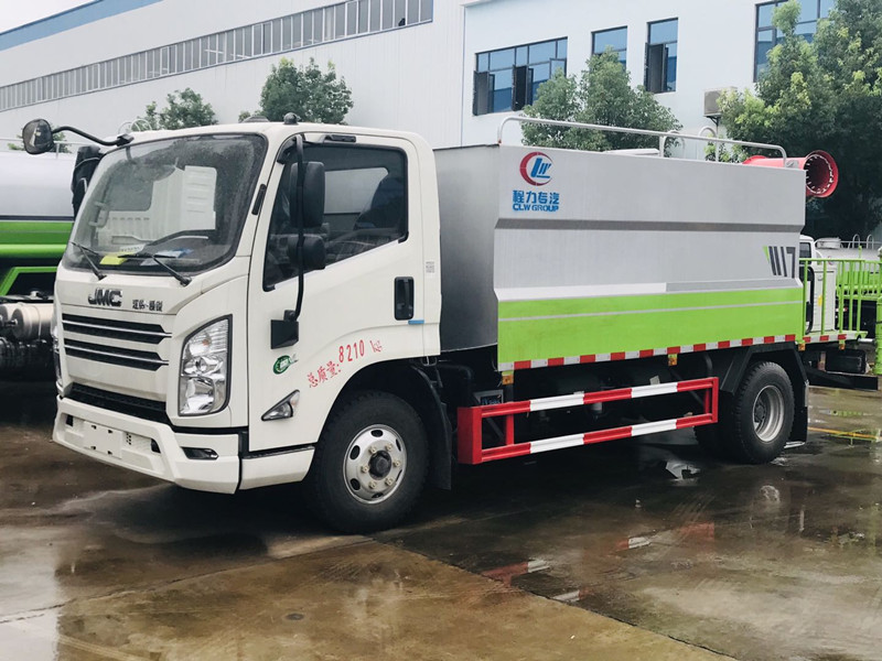 國(guó)六江鈴8方噴霧抑塵車(chē)報(bào)價(jià)