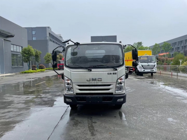 江鈴雙倉(cāng)垃圾車，垃圾分類運(yùn)輸車