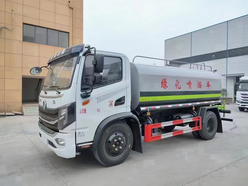 東風(fēng)華神T3-9.3噸灑水車(chē)